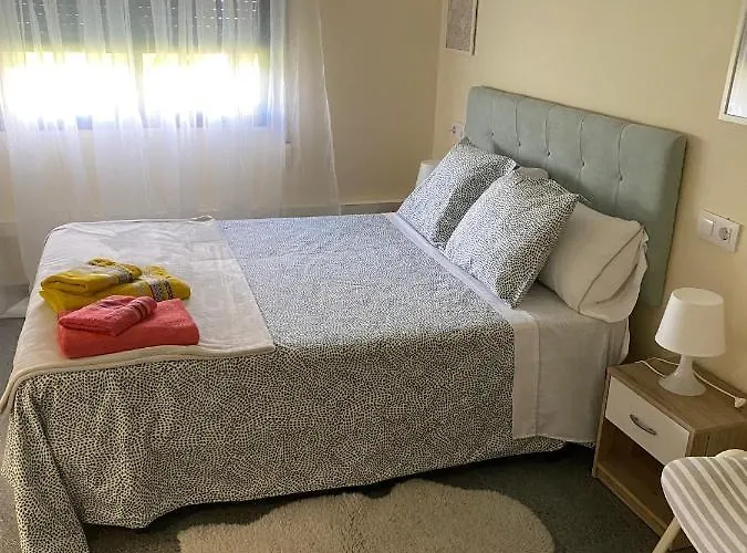 Bimba, Con Piscina Y Barbacoa ヴィラ カルダス・デ・レイス