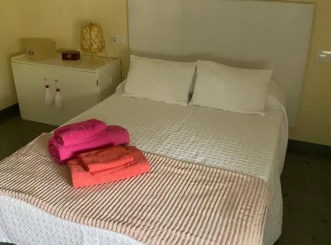 Bimba, Con Piscina Y Barbacoa ヴィラ *