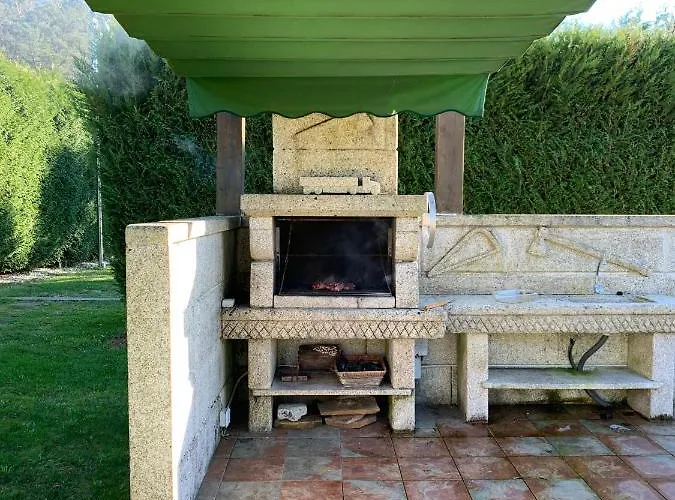 Bimba, Con Piscina Y Barbacoa *