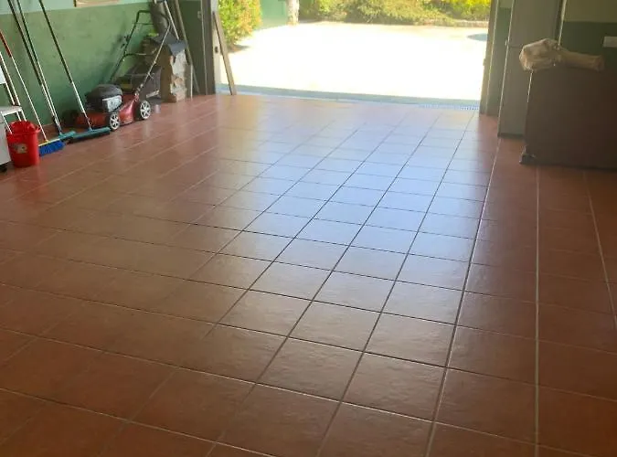 Bimba, Con Piscina Y Barbacoa ヴィラ *