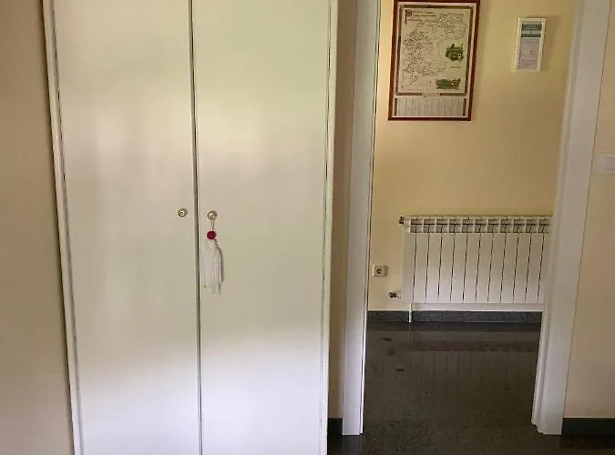 Bimba, Con Piscina Y Barbacoa *