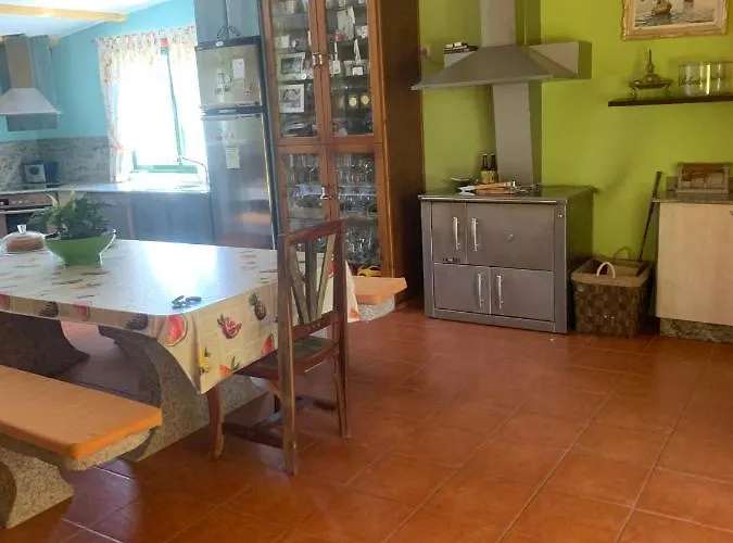 ヴィラ Bimba, Con Piscina Y Barbacoa *